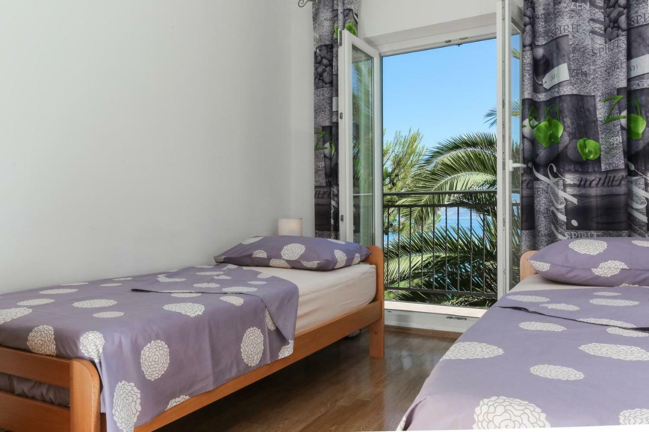 Holiday Home Lucica Сутіван Екстер'єр фото